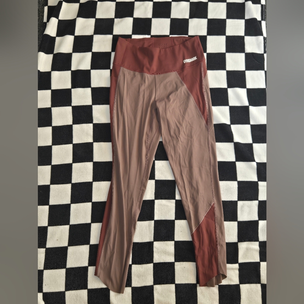 Two-Tone Athletic Leggings